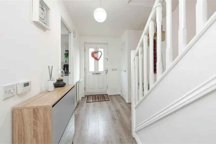 3 Bed House - Semi Detached with 1 Reception Room