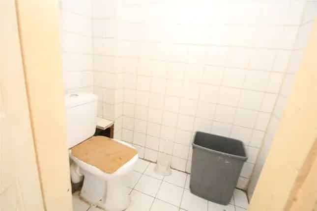 2 Bed Tenement Flat Glasgow City Centre South Side