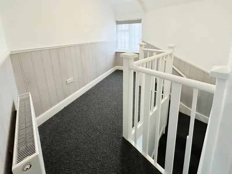 3 Bedroom Semi Detached House For Sale London E16