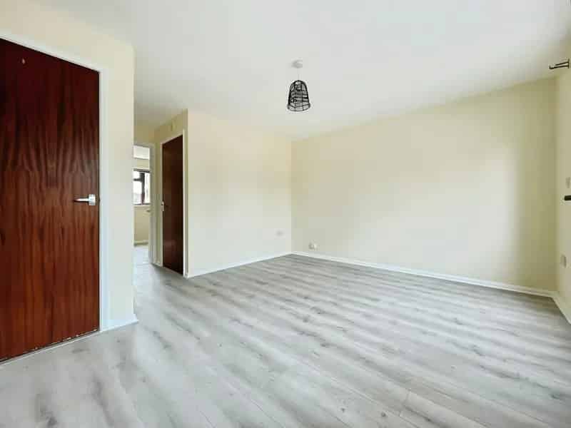 Refurbished 2 Bedroom House with Garden Harrold