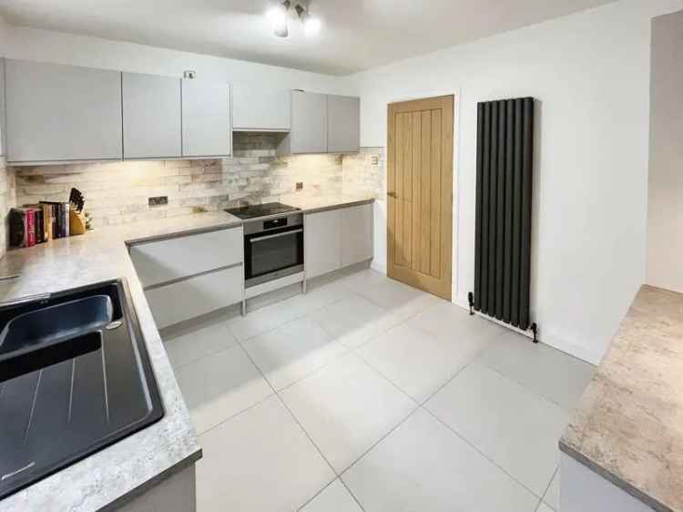 3 Bedroom Detached Bungalow For Sale
