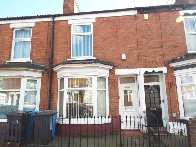 2 Bedroom Terraced House For Sale Near Princes Avenue Hull