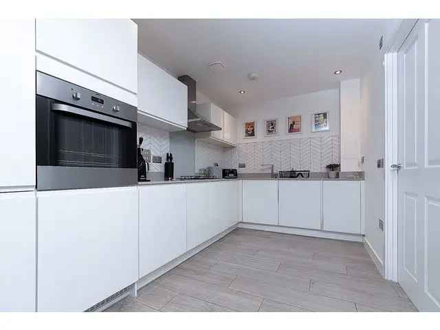 5 Bedroom Detached House for Sale Moorfoot Meadow