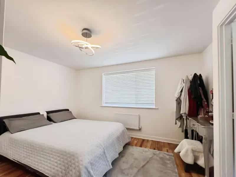 3 Bed Detached House for Sale Freehold Garage Ensuite