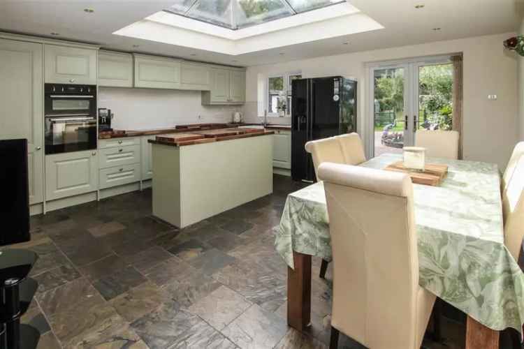4 Bedroom Semi-Detached House For Sale