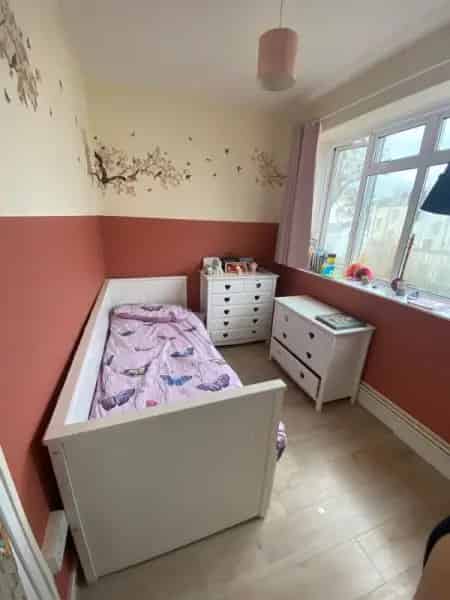 3 Bed Flat NW6 Camden - Family Home with Parking