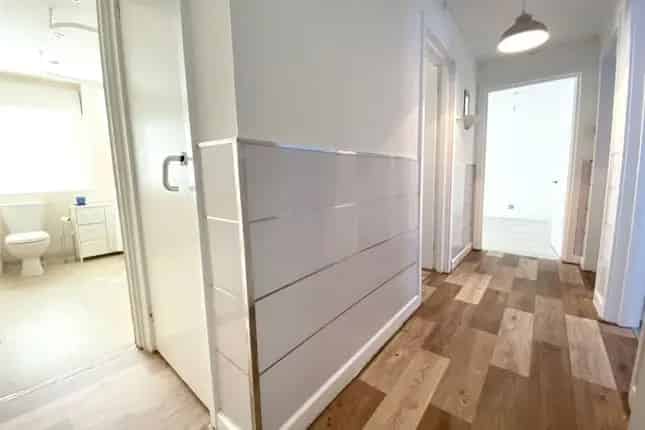2 Bed Flat for Sale in South Rogerfield Glasgow