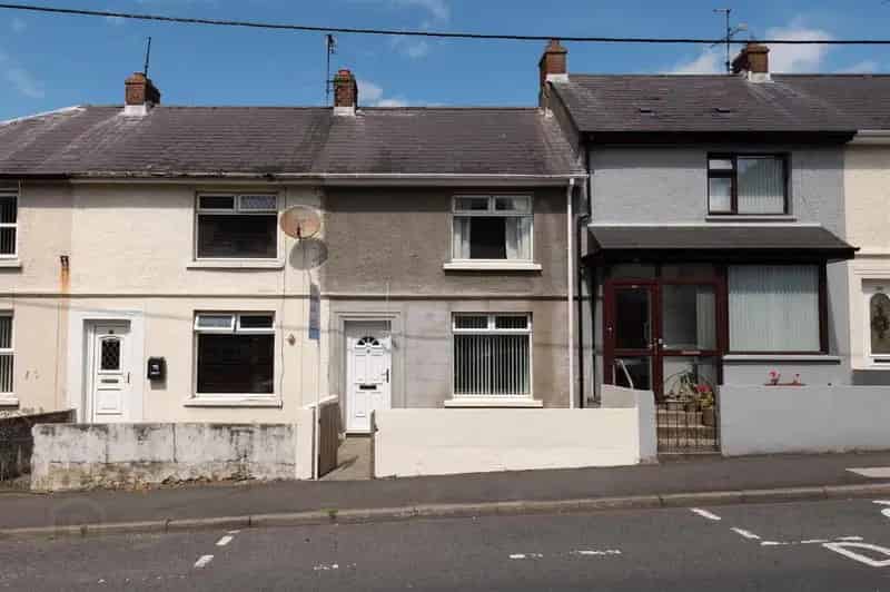 Mid Terrace Home Two Double Bedrooms Chain Free
