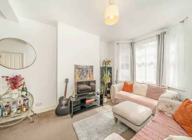 Three Double Bedroom House Diamond Conservation Area Chain Free