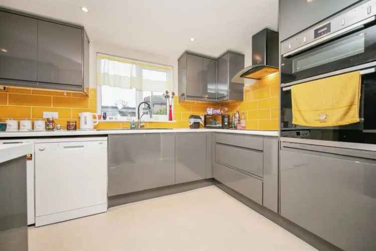 3 Bedroom House in Historic Harwich