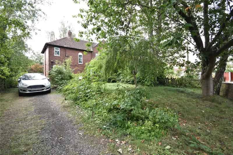 House For Sale , Leeds, England