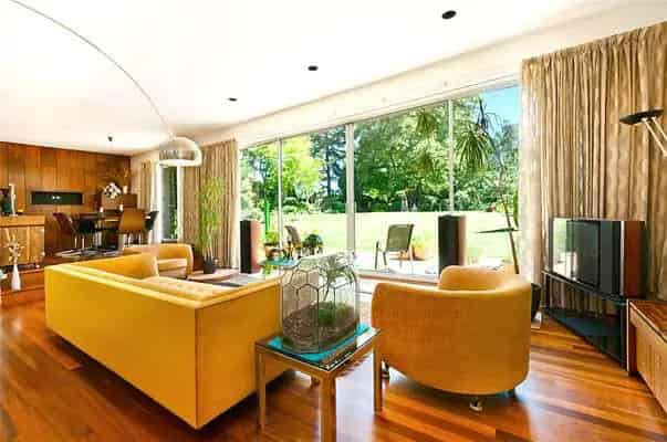 1970s Architect-Designed Bungalow with Stunning Gardens - Maidstone