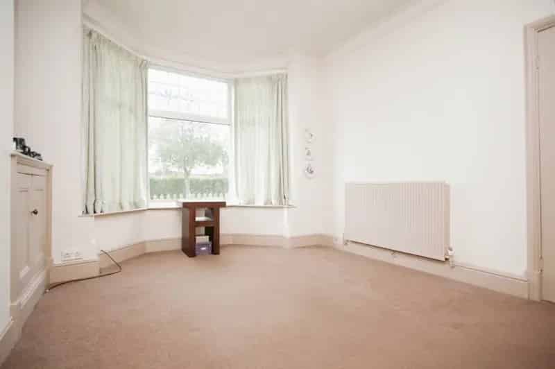 Four Bedroom Edwardian House Lutterworth No Onward Chain