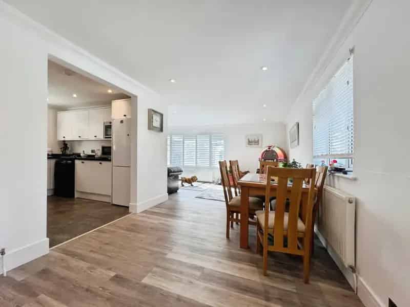2 Bedroom Detached Bungalow for Sale in Hythe