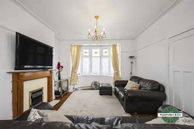 4 Bedroom Terreced House to Rent