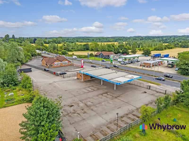 A12 Secure Site with Offices and Display Spaces