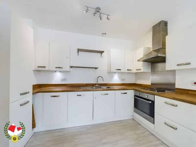 2 Bedroom Property for Sale