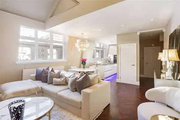 Bank Chambers, 25 Jermyn Street, London, SW1Y 6HR | Property for sale | Savills
