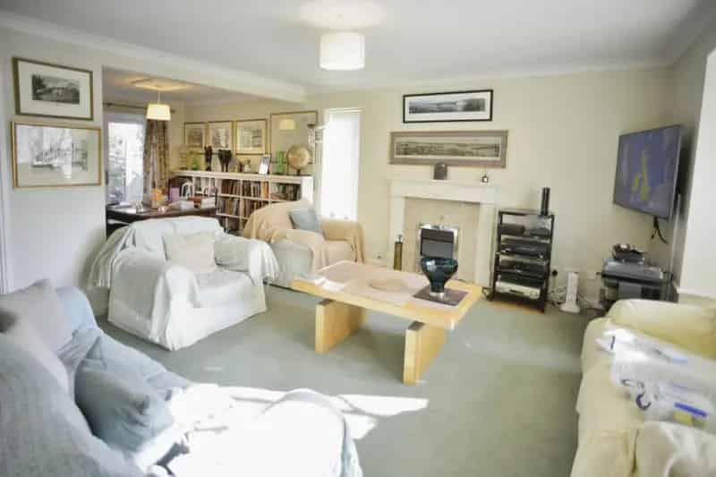 4 Bedroom Detached House For Sale Park Farm Ashford