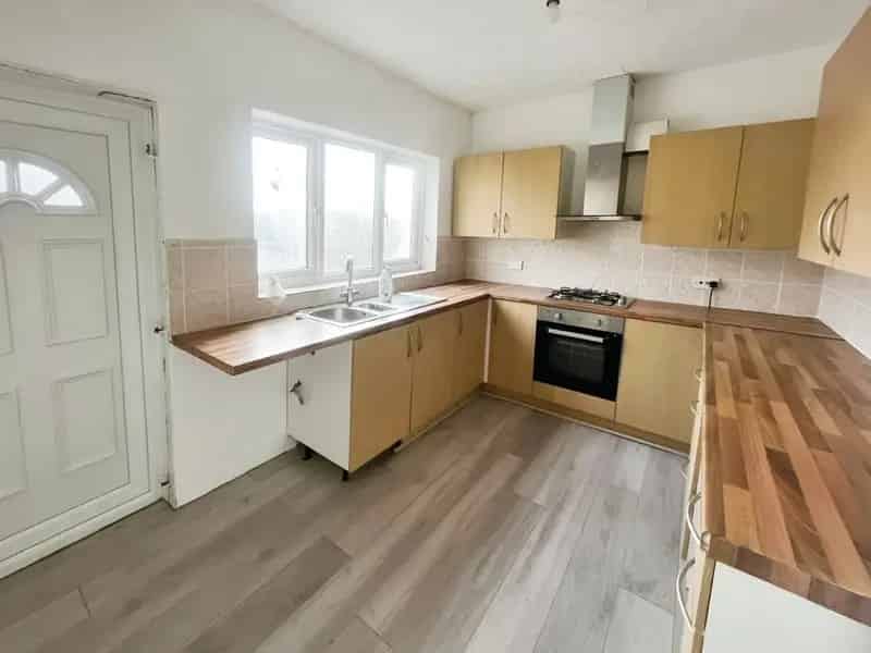 4 bedroom  Flat to rent, Grimsby, Lincolnshire, DN31