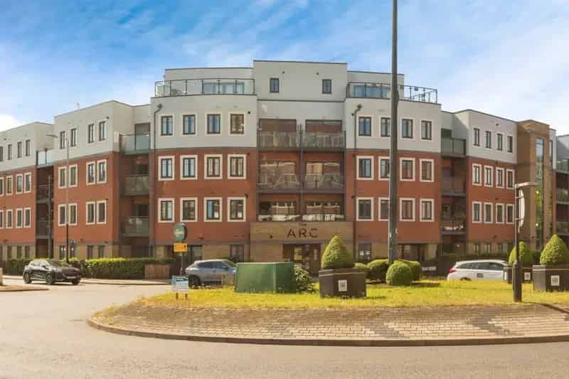 Luxury 2-Bed Apartment Aylesbury Town Centre