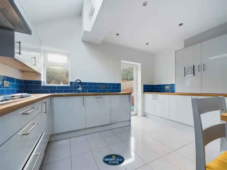 3 Bedroom End Terrace House for Rent