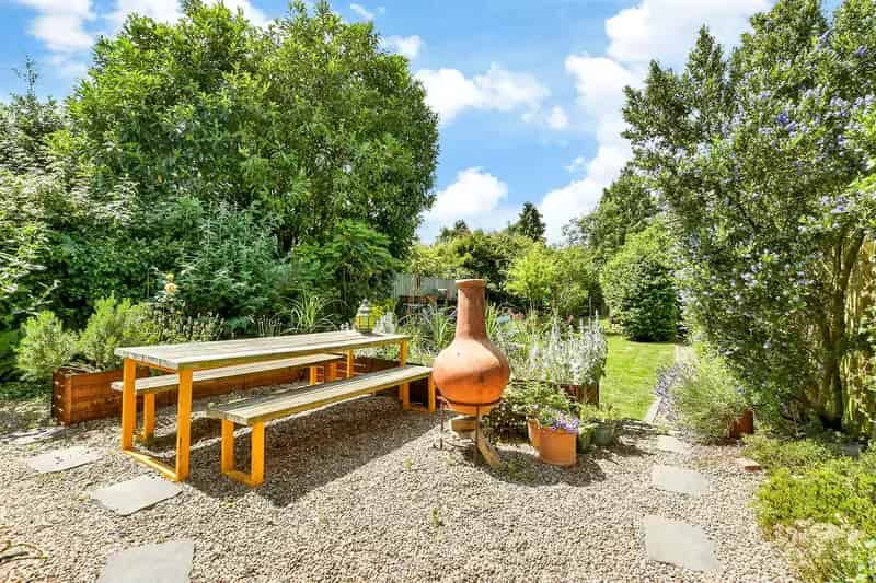 4 Bedroom Semi-Detached House for Sale South Reigate