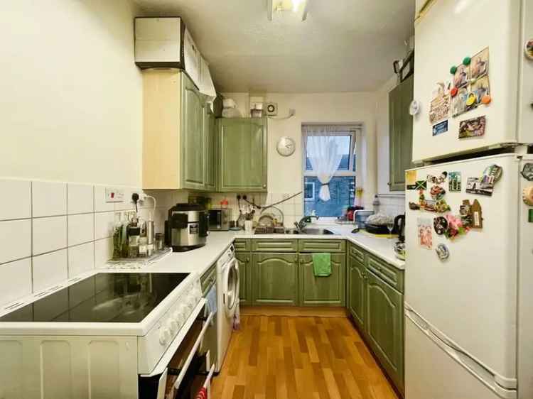 3 Bedroom Maisonette For Sale London E16