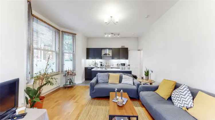 2 Bedroom Flat Acton Garden Parking Double Bedrooms