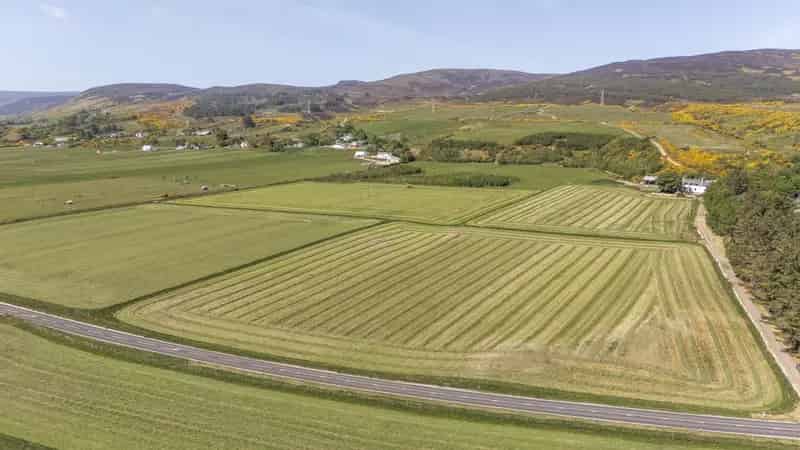 Clynemilton Farm 947 Acres Detached Farmhouse Cottages Farm Buildings Hydro Scheme