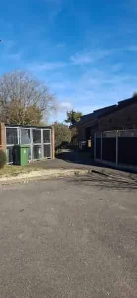 1 Bed Dorma Bungalow with Garden