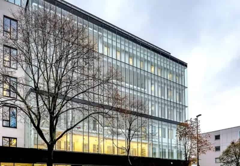 Serviced Offices for 4 to 100 People Flexible Terms