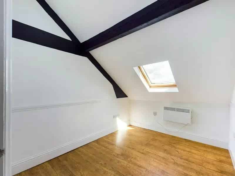 Affordable 1-Bed Apartment Longton Town Centre