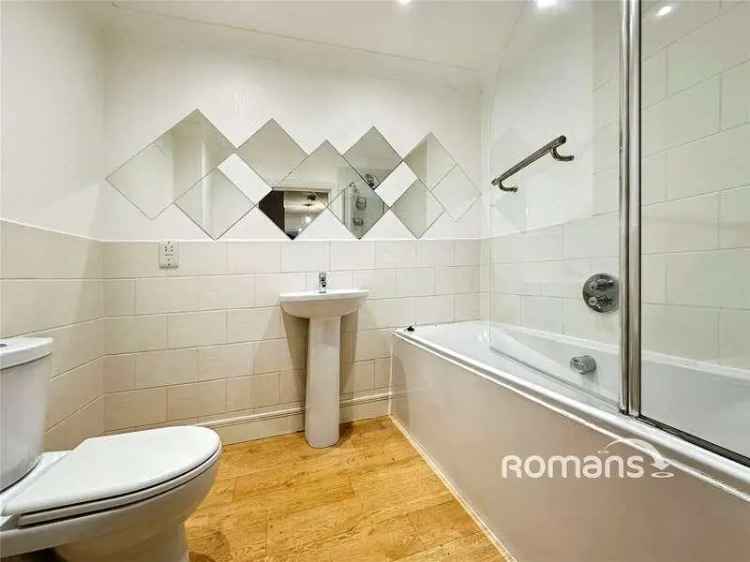2 Bed Flat for Sale High Wycombe NO CHAIN