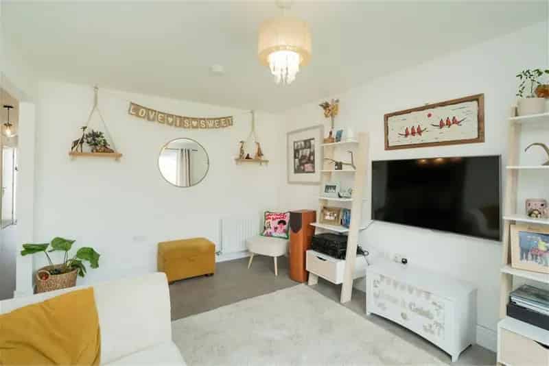 4 Bed Detached House Rosewell Modern Design Family Home