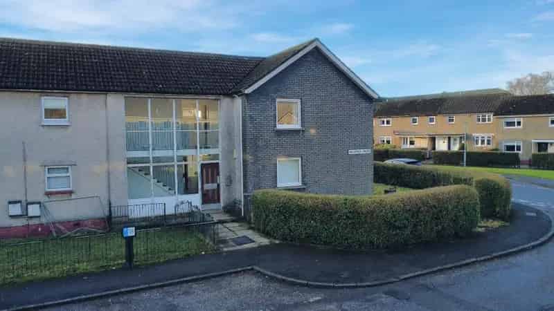 2 Bedroom Flat for Sale West Scotland