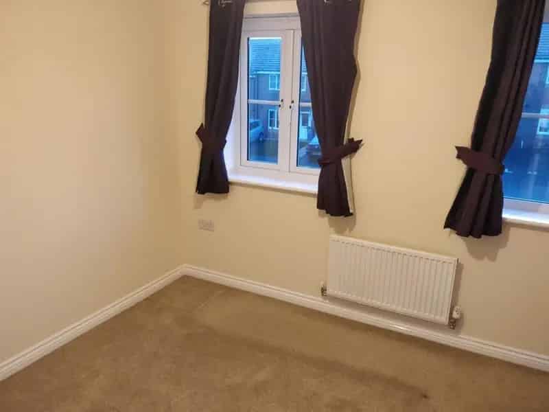 2 Bedroom House To Let Available May 18th
