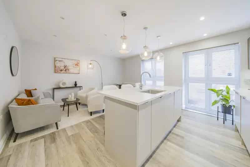 Newly Built Freehold House Near Clapham Junction