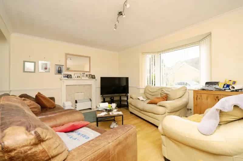 Four Bedroom Detached House Old St Mellons