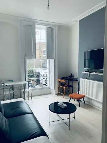 Flat For Rent in London, England