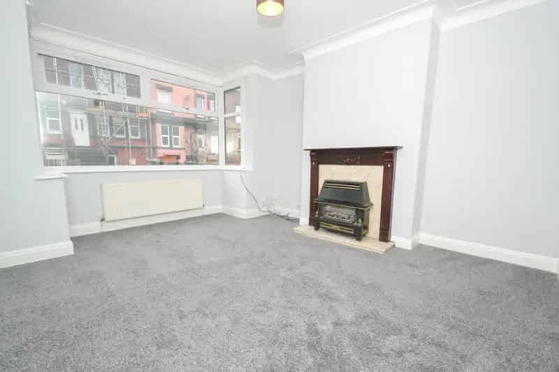 3 Bedroom Terrace House to Rent Near Town Centre