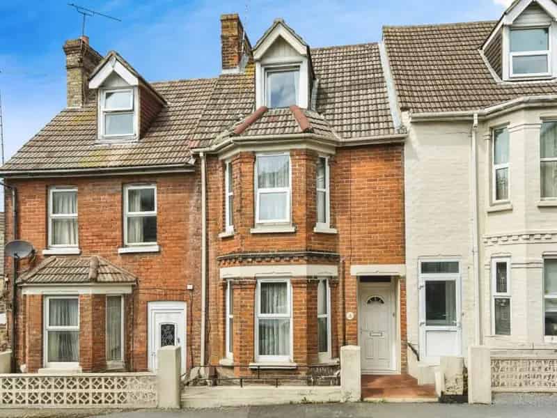 3 Bed House for Sale Folkestone Near HS1 Station