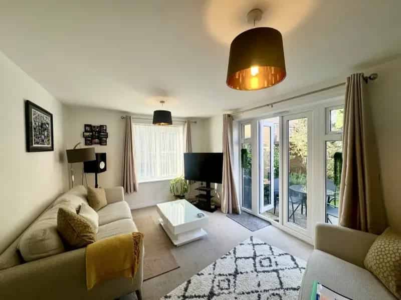 3 Bedroom House To Rent