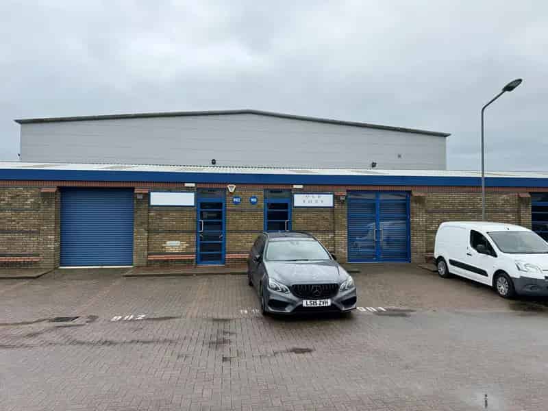 Industrial Unit for Lease Slough Trading Estate
