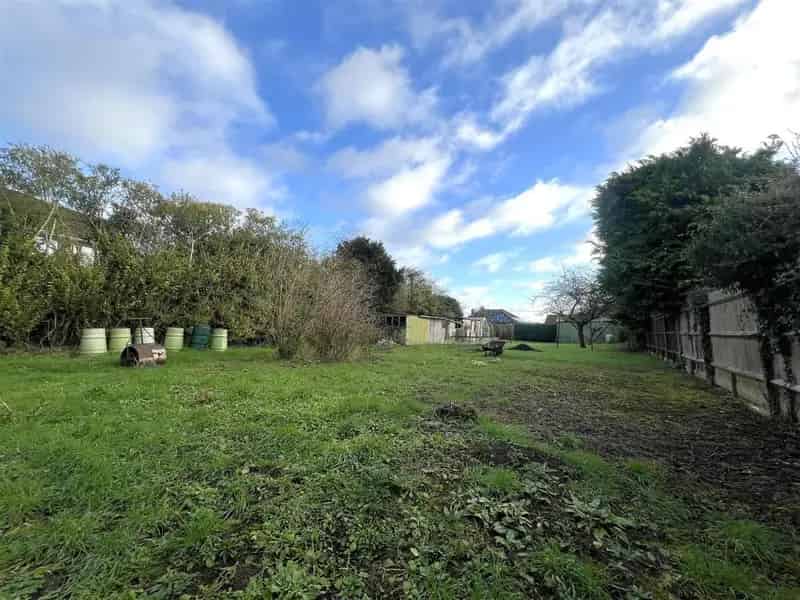2 Bed Detached Bungalow for Sale in Oakley