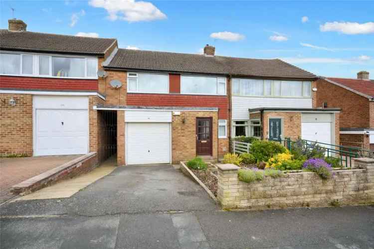 House For Sale in Leeds, England