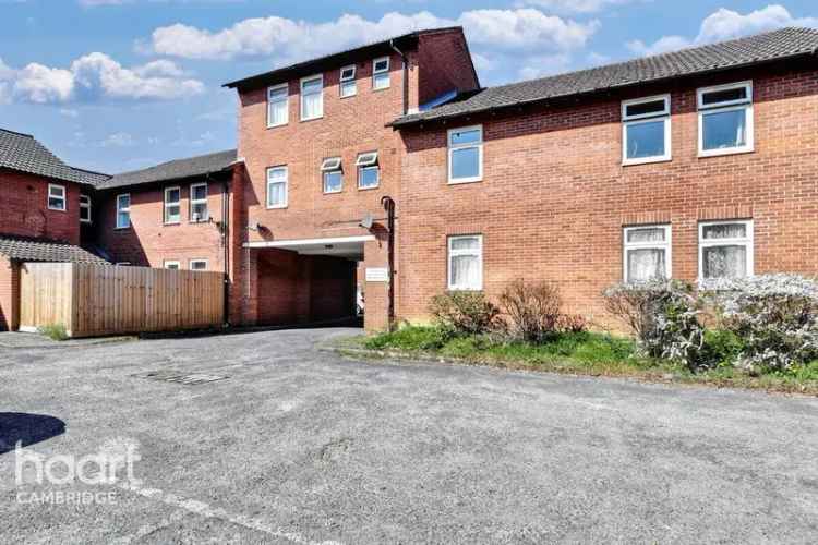 1 Bedroom Flat for Sale in Cambridge