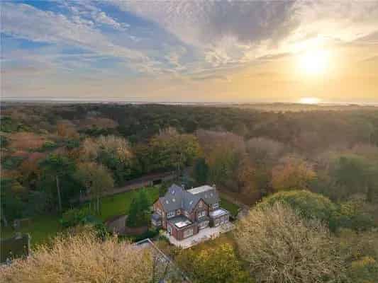 Pineridge, Lifeboat Road, Formby, Liverpool, L37 2EB | Property for sale | Savills