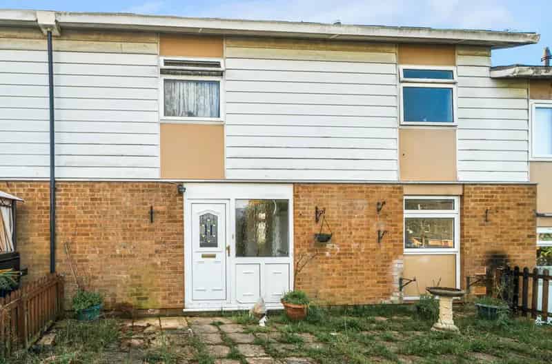 3 Bedroom Terraced House for Sale No Onward Chain