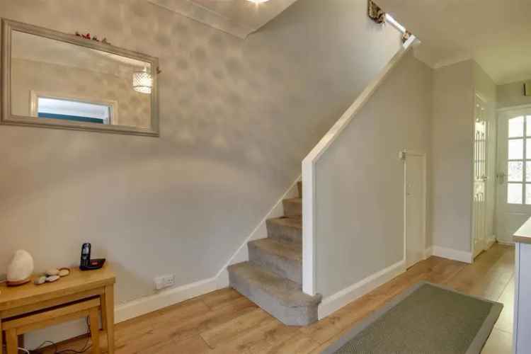 4 bedroom link detached house for sale